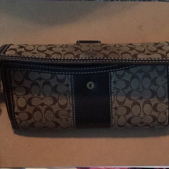 Coach wallet - Picture 3 of 3
